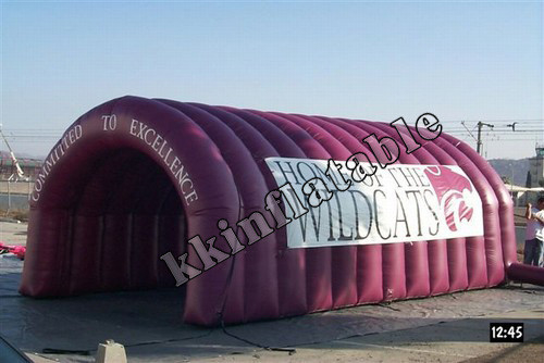 Túnel inflável de jogo engraçado exterior da forma da abóbada feito do nylon ou do PVC