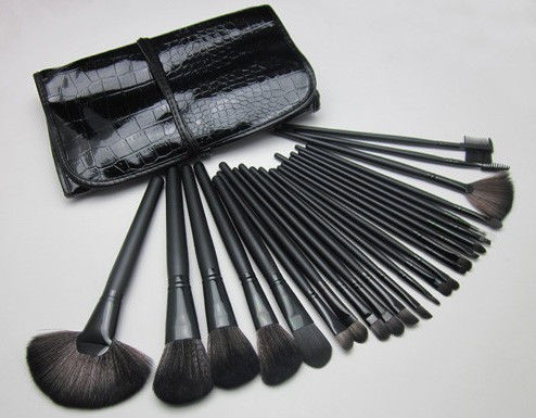 Cabra sintética cosmética de madeira preta dos grupos de escova 24PCS para mulheres