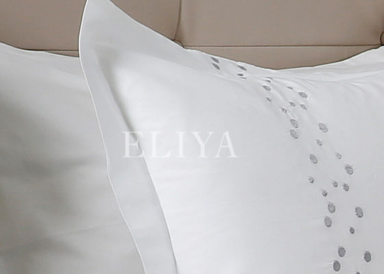 Roupa de cama brilhante do hotel do tamanho moderno do dobro do bordado com fio 100% de algodão